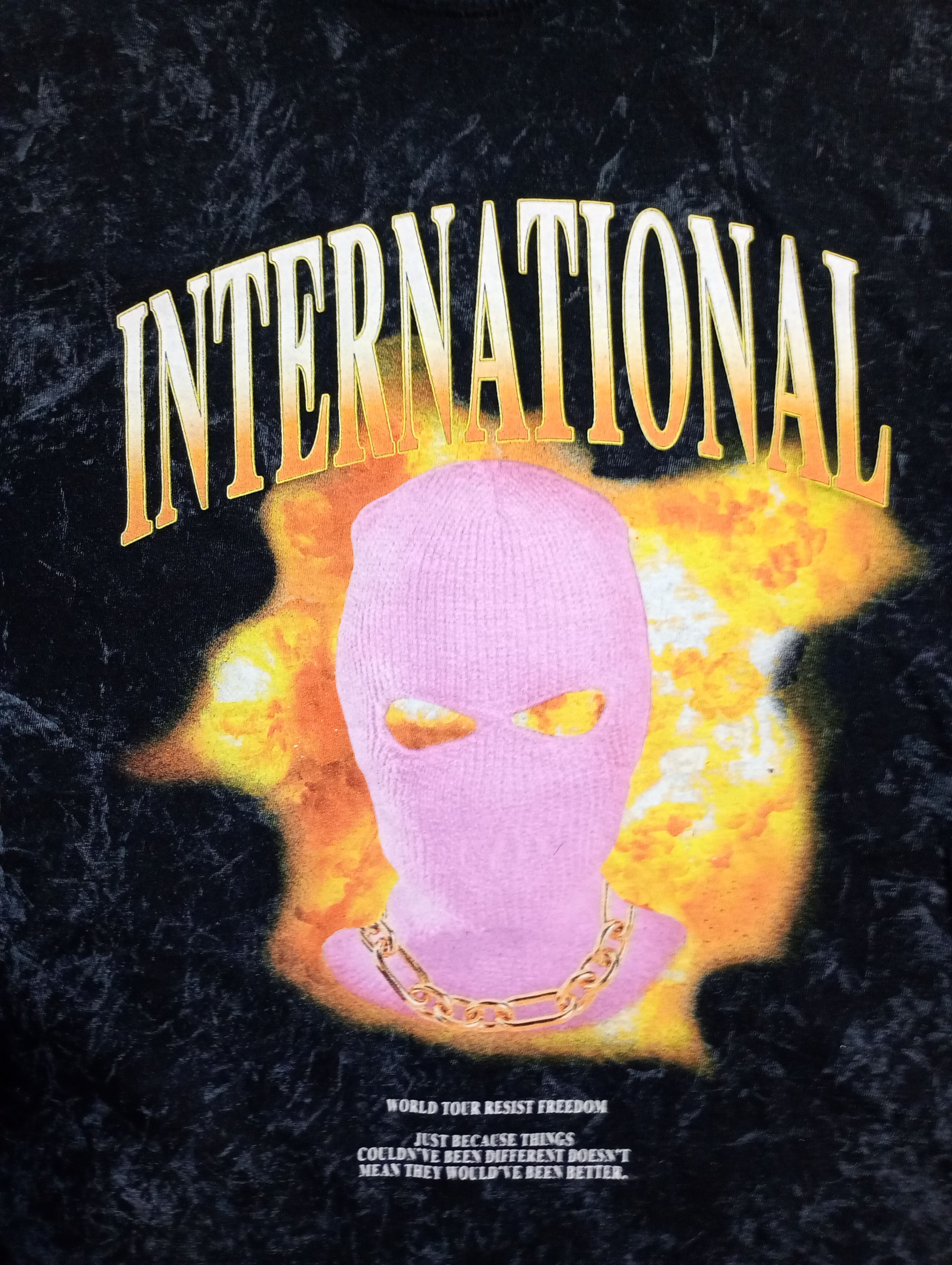 Vintage International World Tour Resist Freedom T-Shirt Size US L / EU 52-54 / 3 - 8 Thumbnail