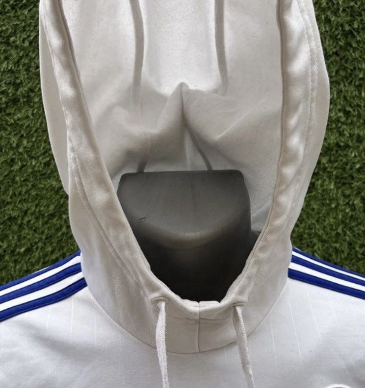 Adidas Sweat shirt chelsea fc Size US M / EU 48-50 / 2 - 4 Thumbnail
