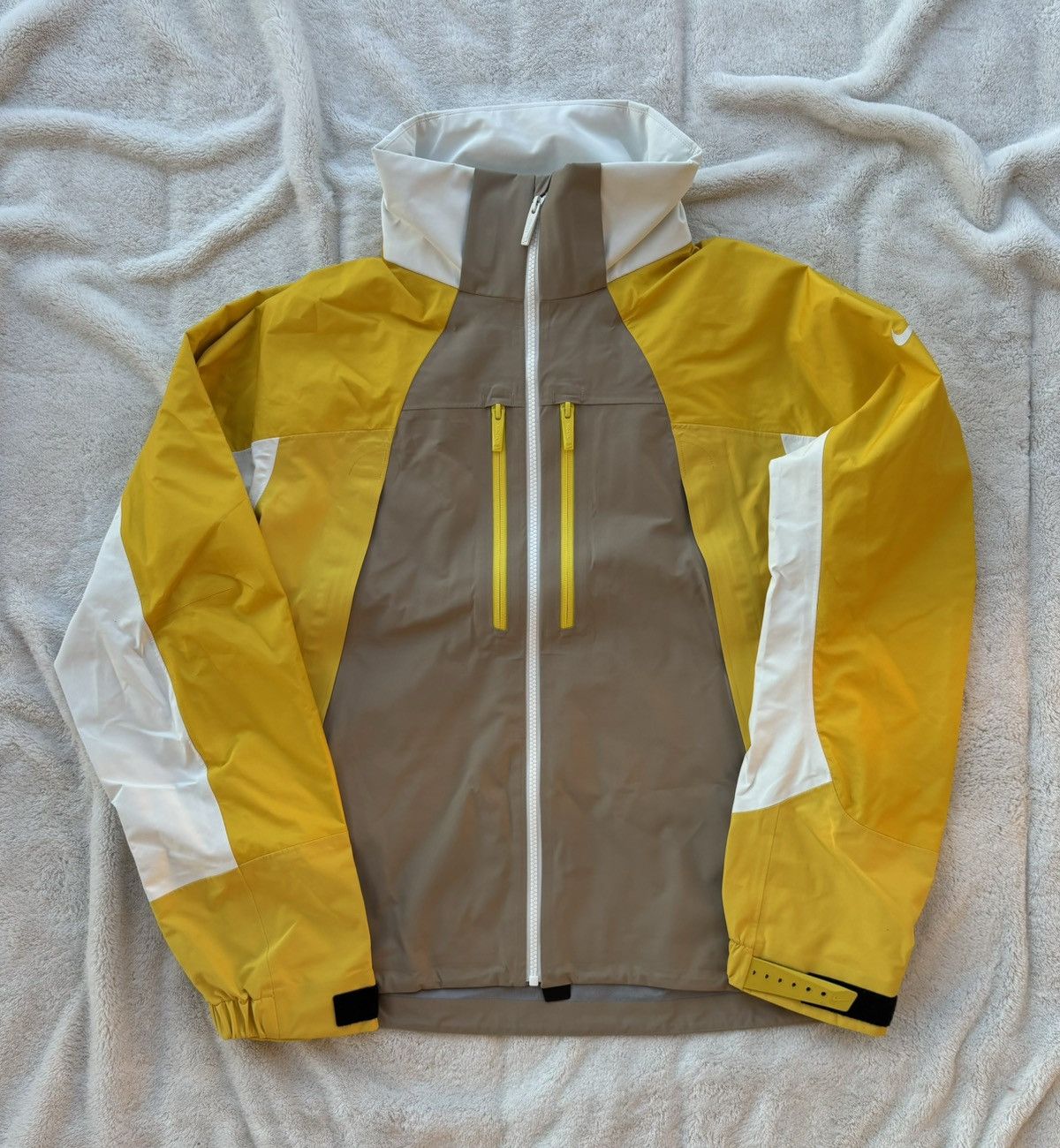 NOCTA Nike x Nocta Vivid Sulfur L'Art Bala Tech Jacket Size US XL / EU 56 / 4 - 2 Thumbnail