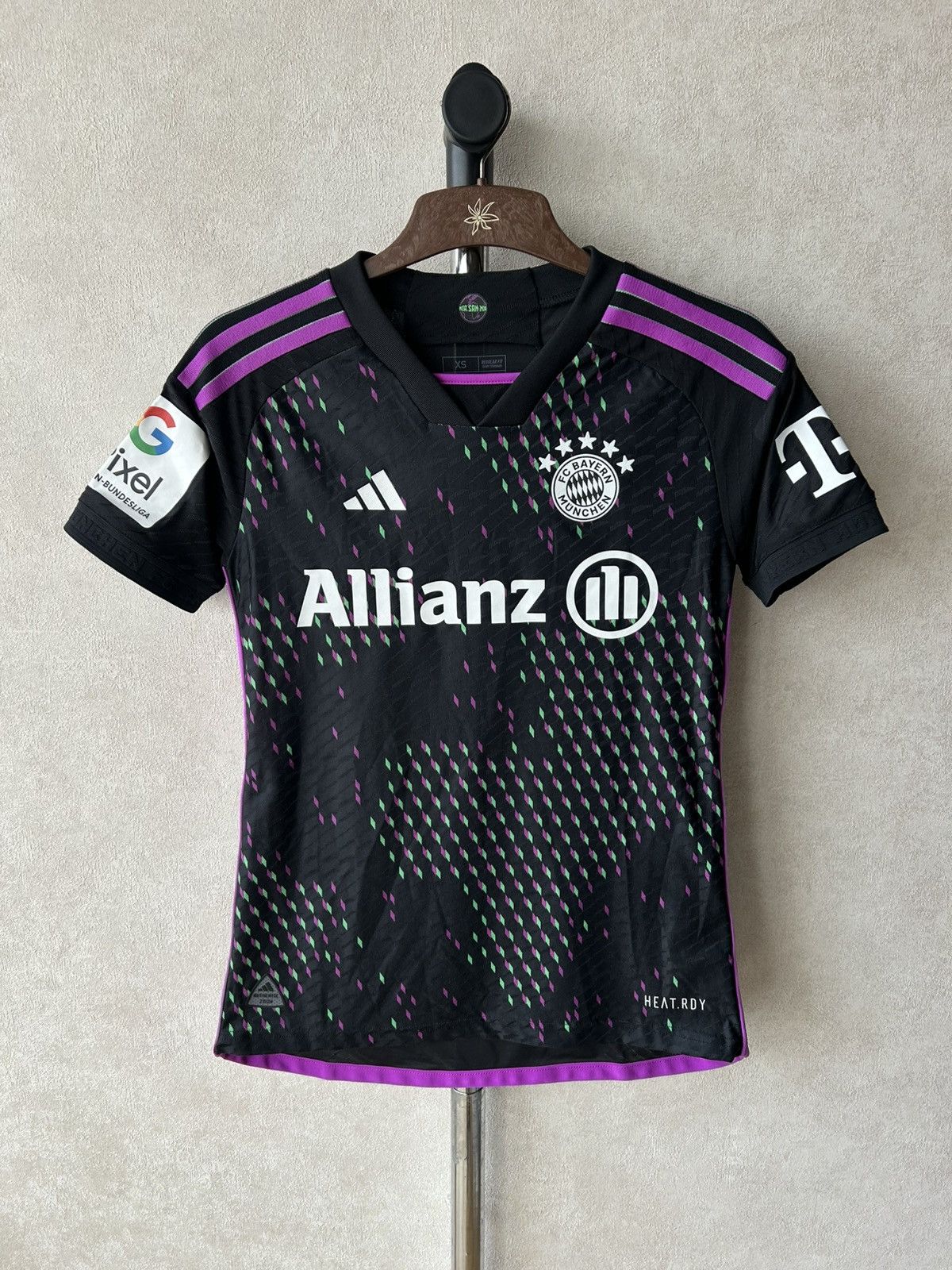 Adidas Authentic 2023 Adidas Bayern Munich Soccer Jersey Size XS / US 0-2 / IT 36-38 - 1 Thumbnail
