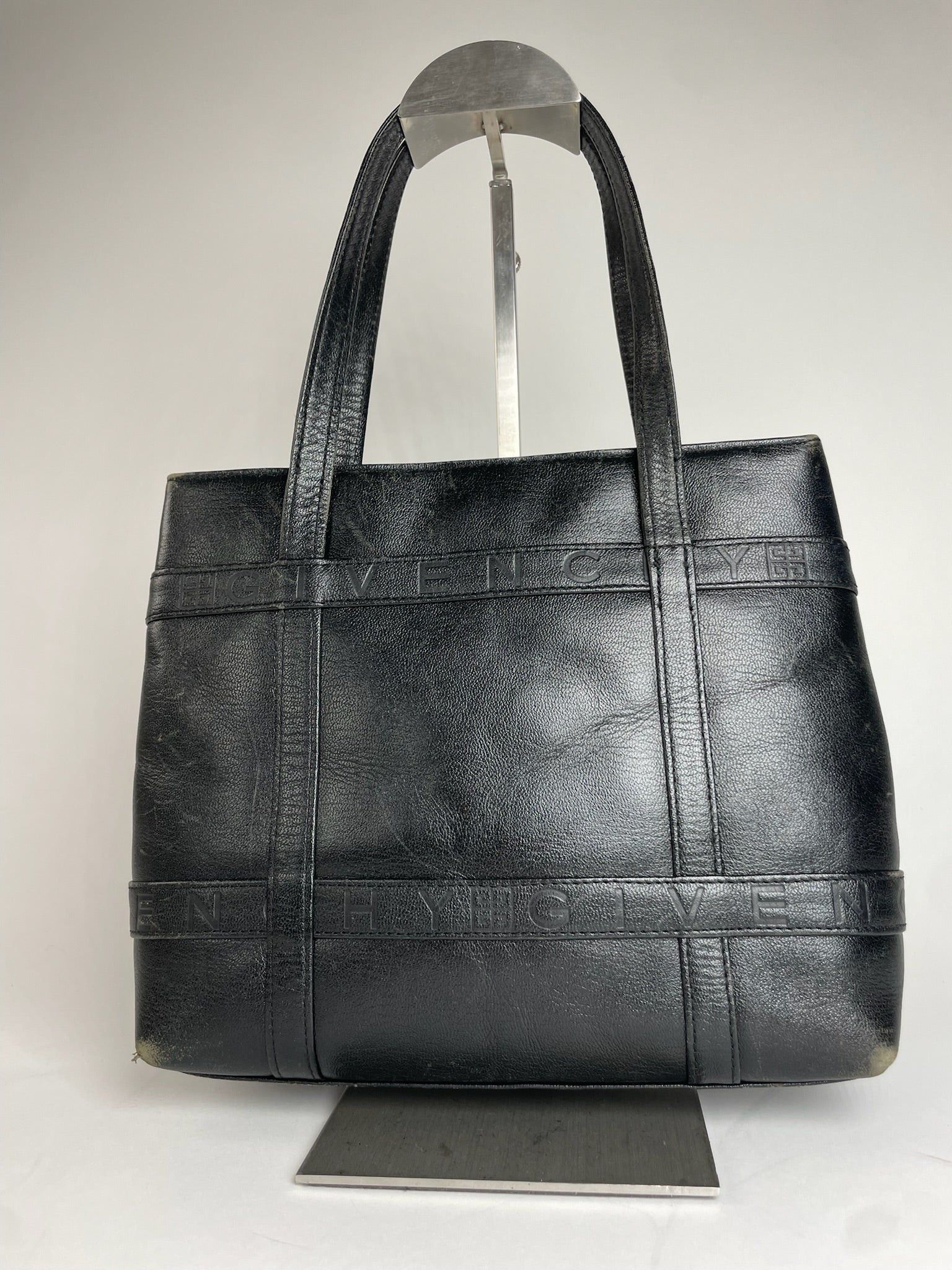 Givenchy Vintage Leather Handbag Black Size ONE SIZE - 1 Thumbnail