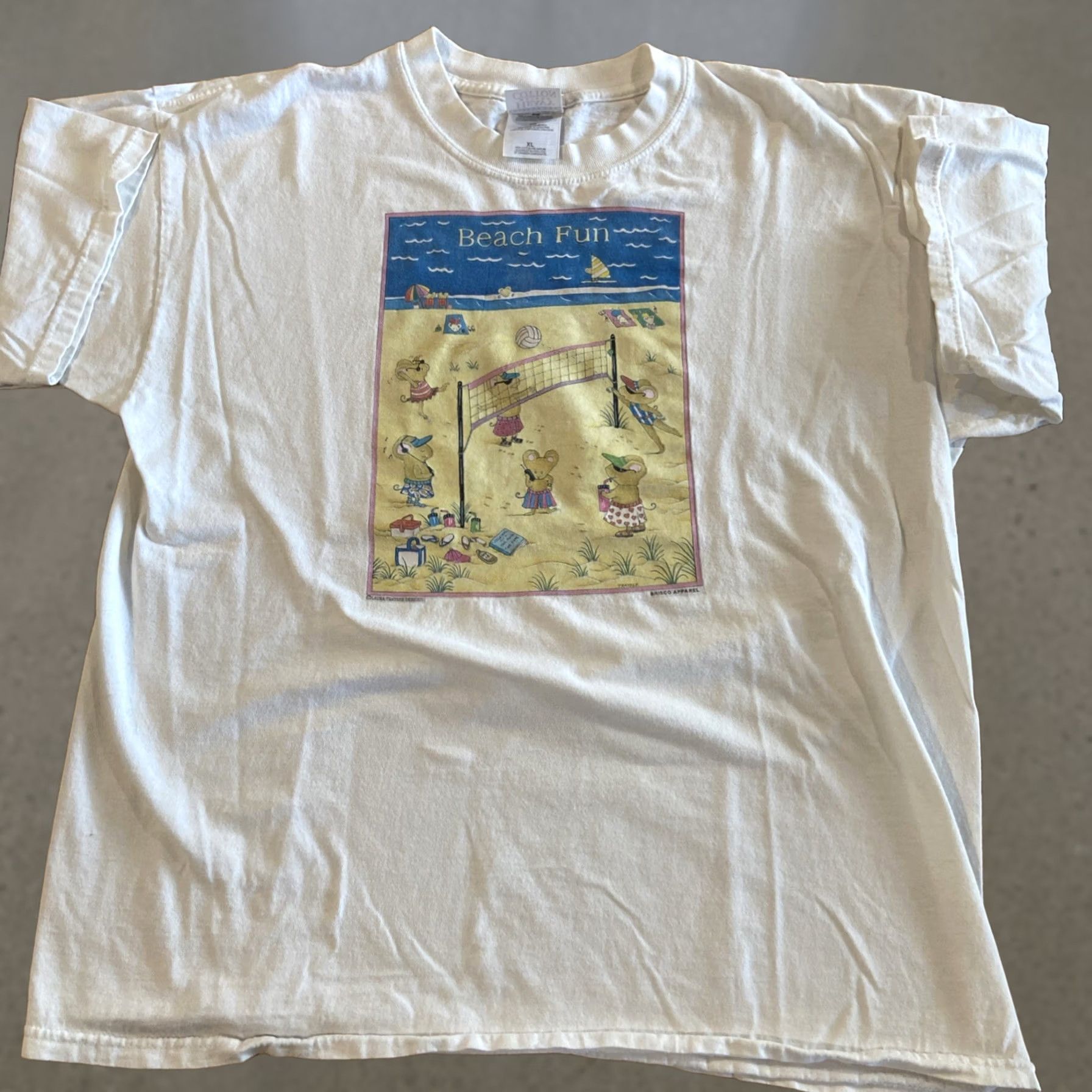 Vintage VINTAGE Laura Trayser Designs T-Shirt Men’s XL White Bunny Flowers Garden Friends Beach Fun Size US XL / EU 56 / 4 - 1 Thumbnail