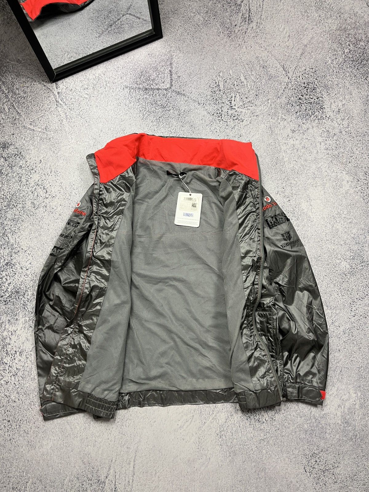 Hugo Boss × Mercedes-Benz McLaren Vodafone Mercedes Benz Formula 1 Hugo Boss Jacket Size US M / EU 48-50 / 2 - 15 Thumbnail