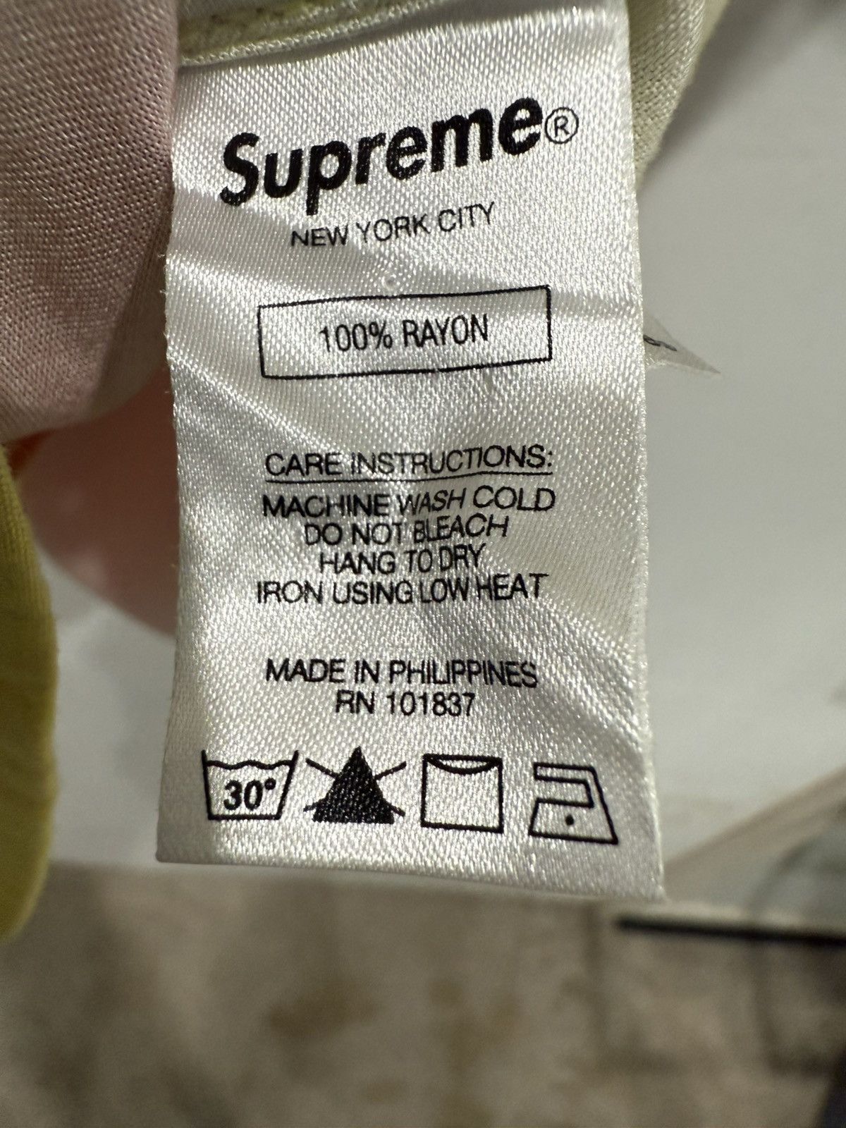 Supreme Supreme “Blow Back” Rayon Shirt Size US S / EU 44-46 / 1 - 11 Thumbnail