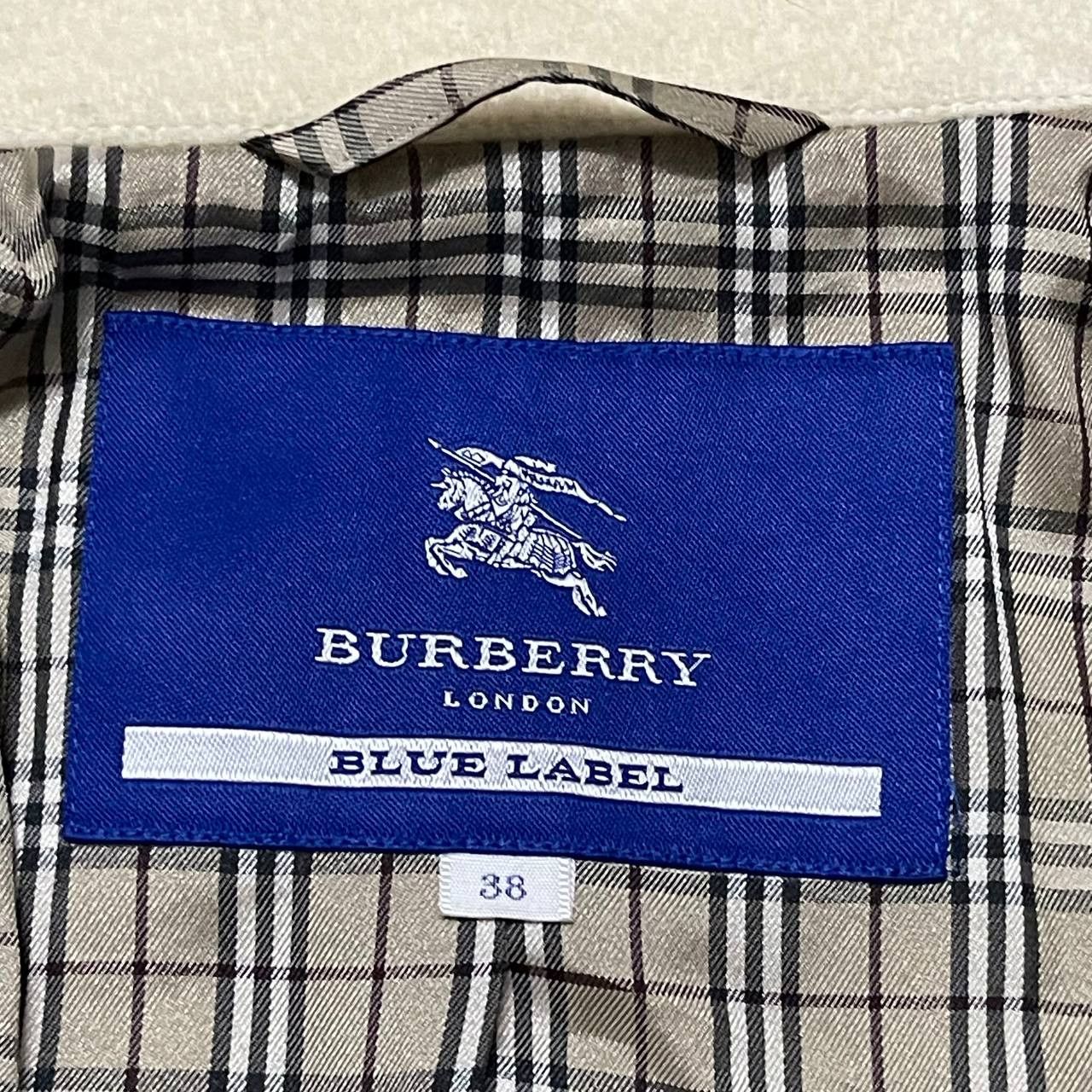 Burberry Vintage Burberry London Blue Label Nova check Wool Coat Size M / US 6-8 / IT 42-44 - 9 Thumbnail