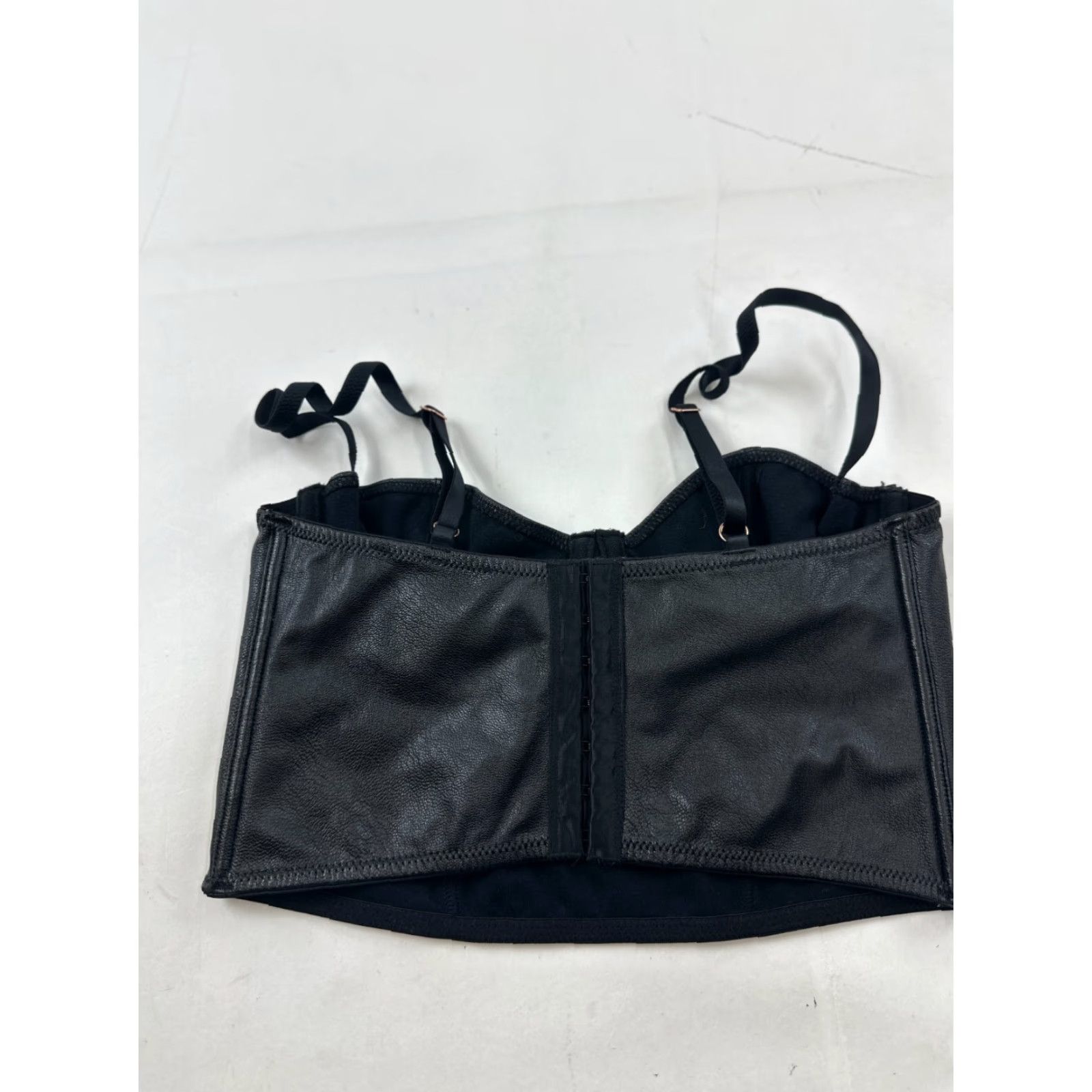 Vintage INC International Concepts Intimates Bustier Womens Medium Black Faux Leather Corset Top Wireless Adjustable Hook & Eye Classic Size M / US 6-8 / IT 42-44 - 2 Thumbnail