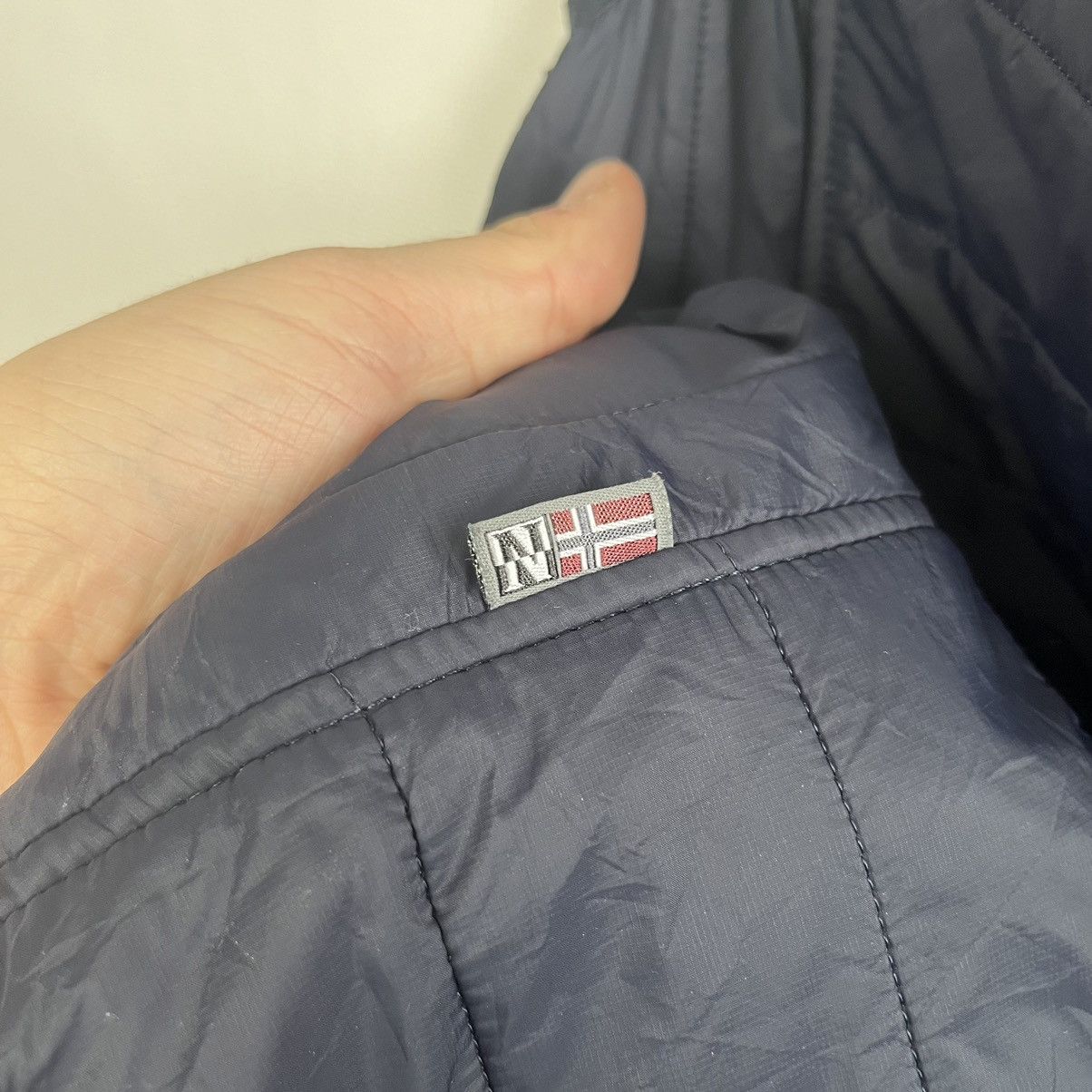 Napapijri Napapijri geographic Puffer Vest Gilet Mens Size m Size US M / EU 48-50 / 2 - 8 Thumbnail