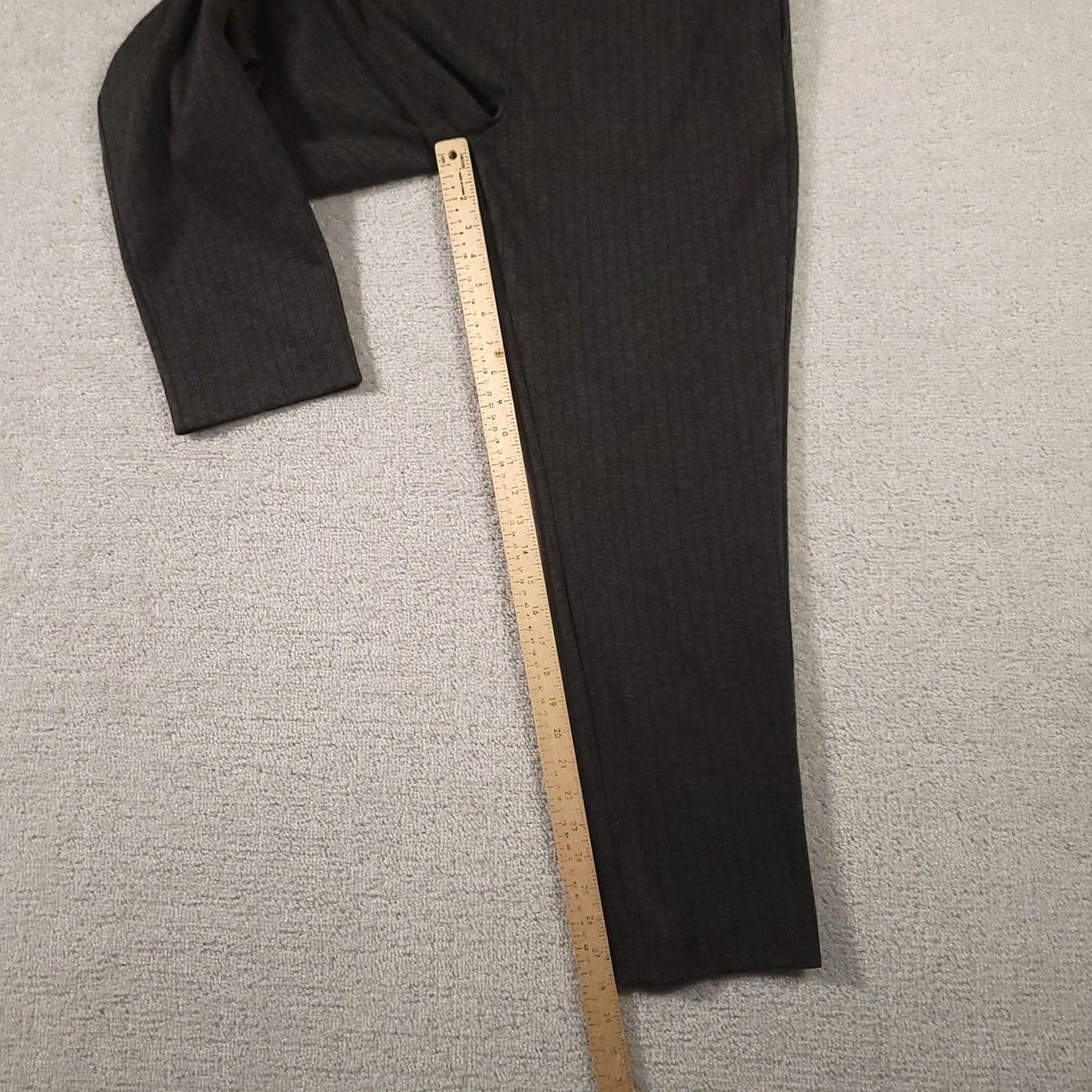 Banana Republic Banana Republic Pants Womens 10 Gray Pinstripe Pull On Ankle Dress Work Office Tapered Striped Polyester Rayon Spandex Pockets Elastic Waist Size 32" / US 10 / IT 46 - 4 Thumbnail