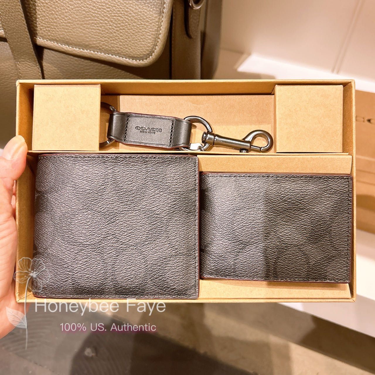 Coach wallet gift set hot sale