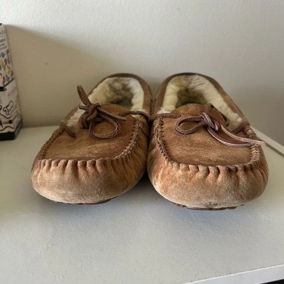 Ugg UGG Dakota Chestnut Slippers Size US 6 / IT 36 - 2 Thumbnail