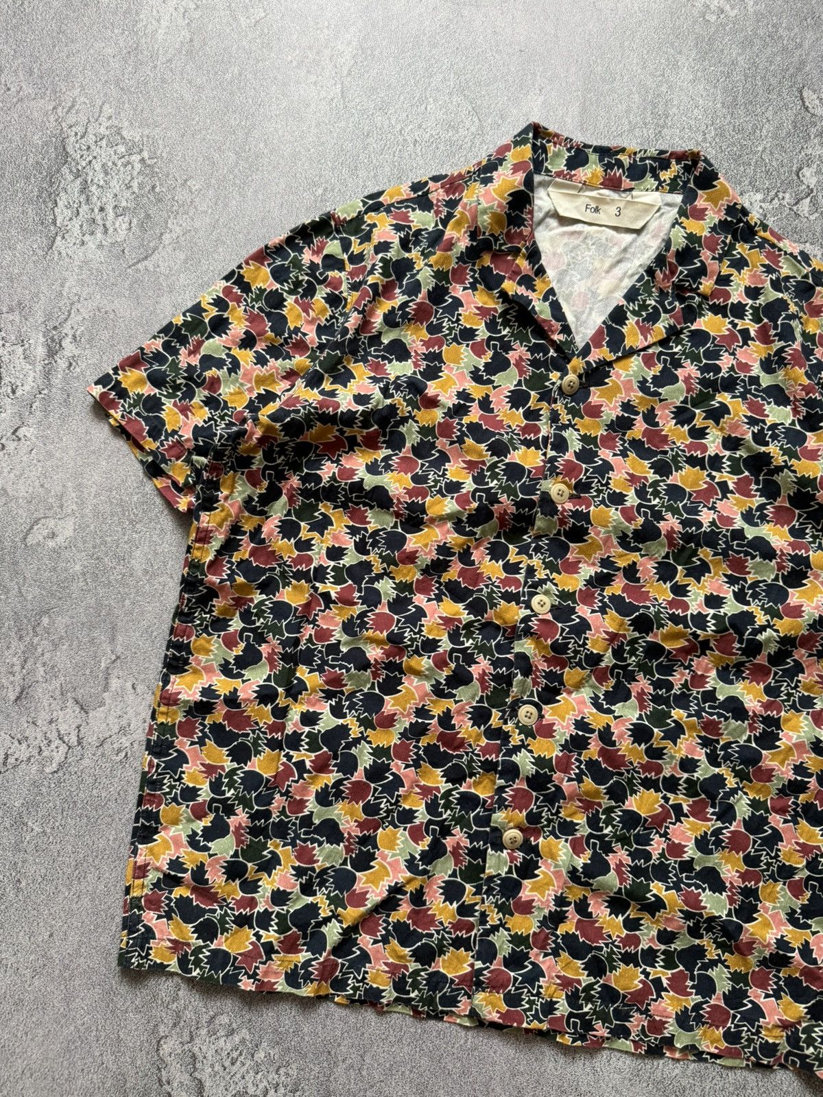 Designer × Folk Folk 3 all printed leaves🍁 flowers shirt button short sleeve Size US L / EU 52-54 / 3 - 5 Thumbnail