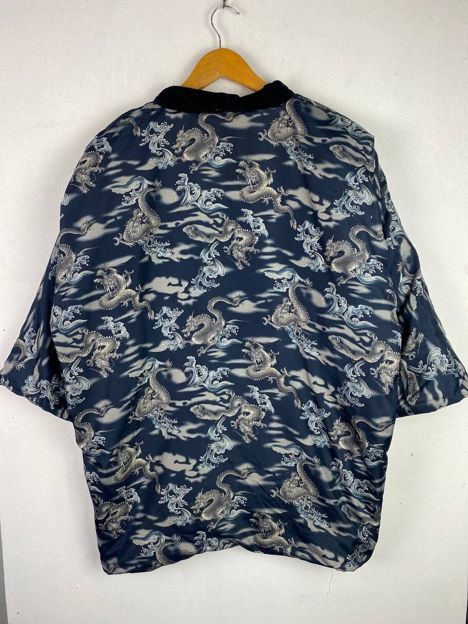 Japanese Brand vintage japanese kimono dragon all over print Size US L / EU 52-54 / 3 - 7 Thumbnail