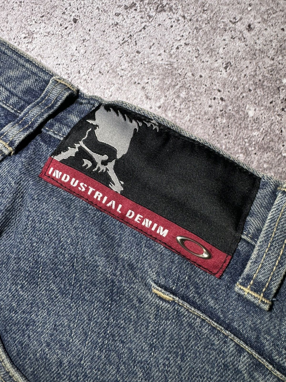 Oakley × Vintage Oakley Vintage y2k Rap Streetwear Rare Baggy Denim Jeans Size US 32 / EU 48 - 7 Thumbnail