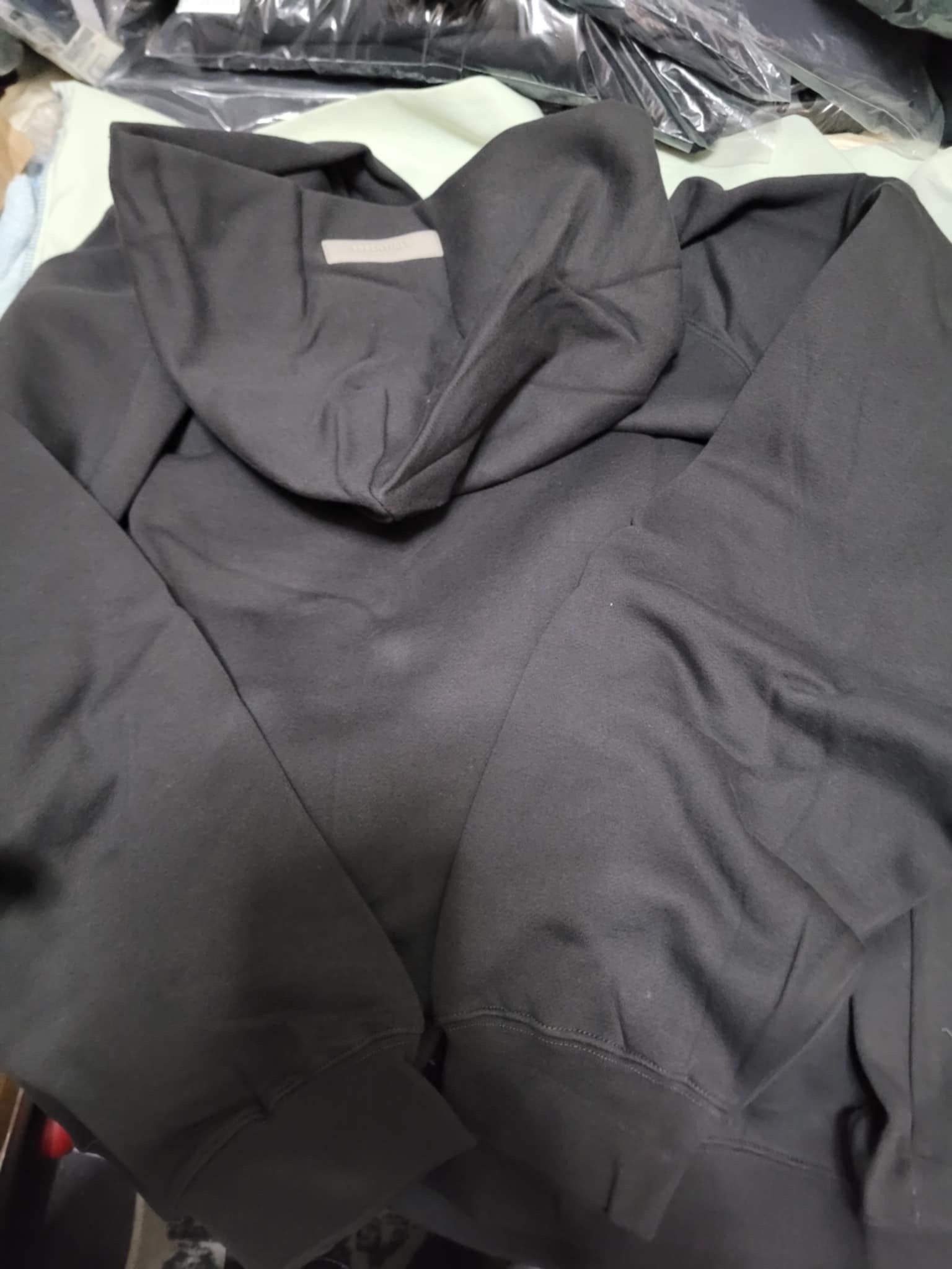 Fear of God sz XXL Fear of God Essentials 1977 Hoodie Iron Size US XXL / EU 58 / 5 - 8 Thumbnail