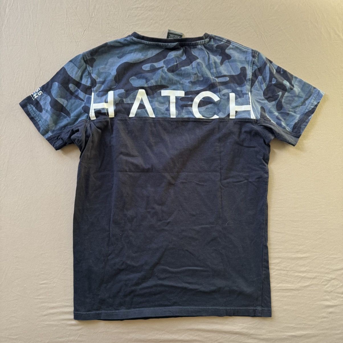Other Cross Hatch Camo Graphic Tee Size US S / EU 44-46 / 1 - 2 Thumbnail