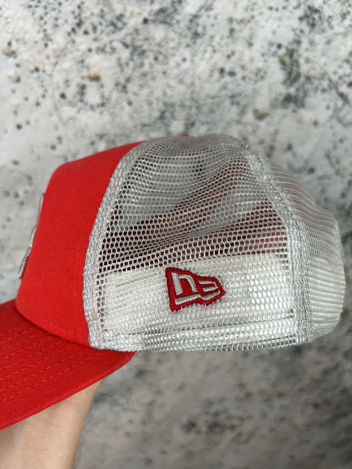 New Era Vintage Atlanta Braves MLB Trucker Hat 90s Retro Hype Size ONE SIZE - 2 Thumbnail