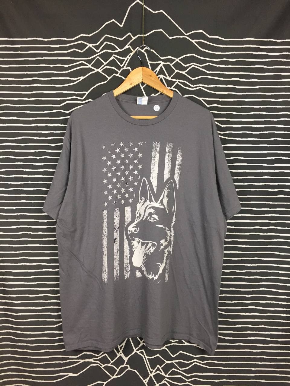 Vintage German Shepherd American Flag Graphic Tee Size US XXL / EU 58 / 5 - 1 Thumbnail