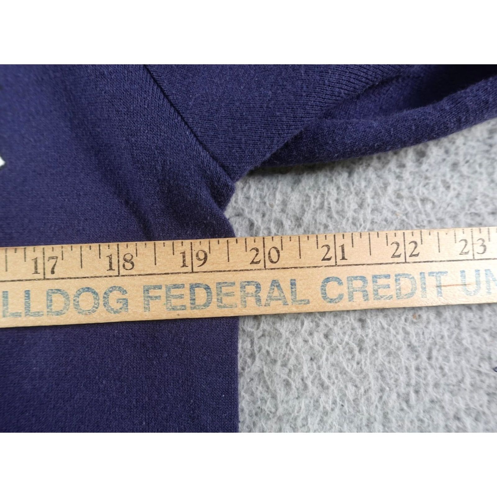 Jerzees VINTAGE Jerzees Sweatshirt Crewneck Mens Large Blue Graphic Print Funny Fishing Hunting Nature USA 90s Size US L / EU 52-54 / 3 - 5 Thumbnail
