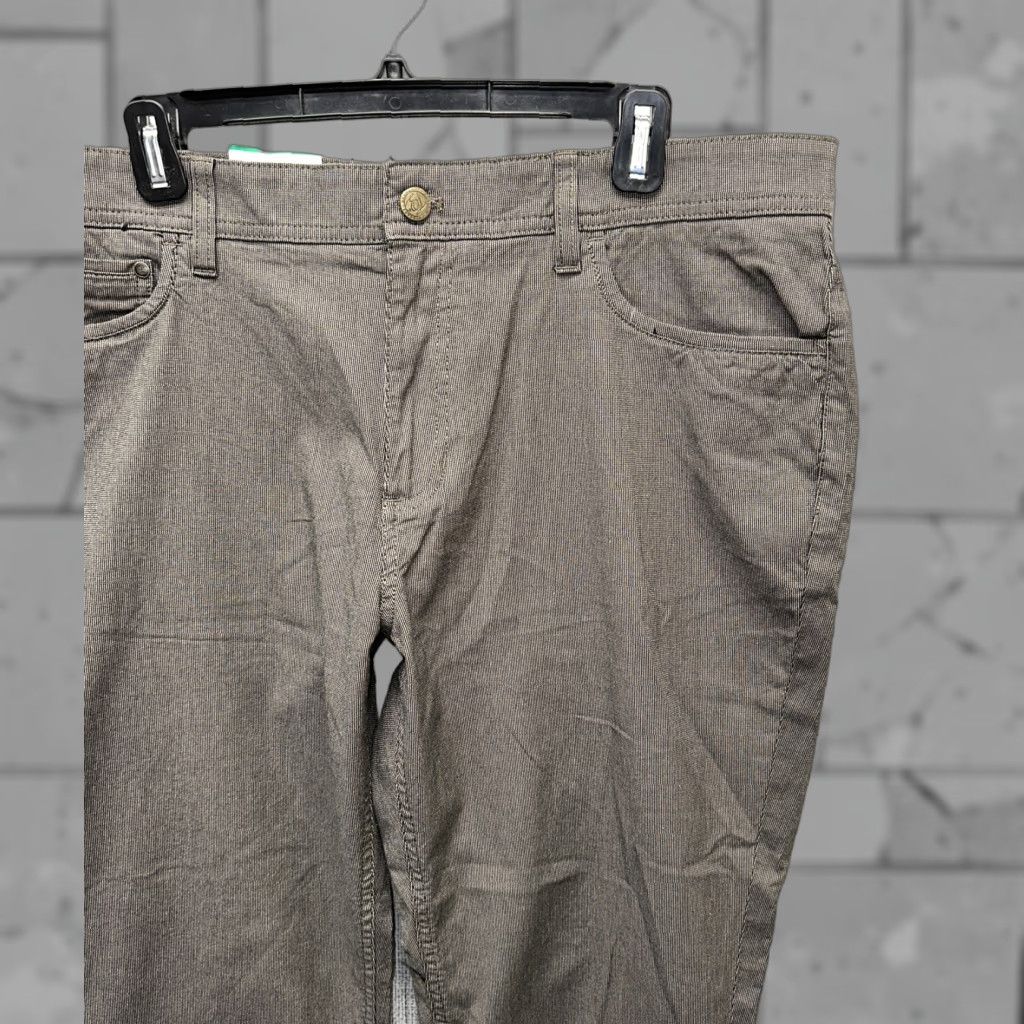 English Laundry English Laundry Everyday The Oliver 5-Pocket Stretch Pants 38 X 30 Pants Brown Mens Regular 38 Inseam 30 Flat Front Casual Stretch Size US 38 / EU 54 - 1 Thumbnail