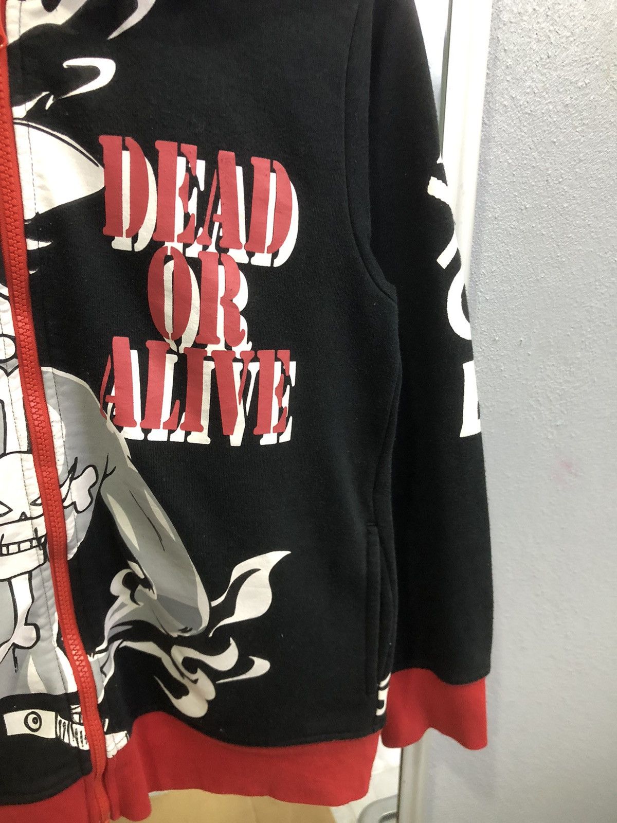One Piece Vintage One Piece Portgas D. Ace Zip Hoodie Flame Red/Black Size US S / EU 44-46 / 1 - 5 Thumbnail