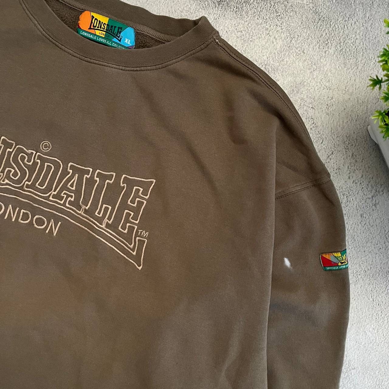 Lonsdale × Vintage Vintage Lonsdale Y2K Faded Distressed Oversized Sweatshirt Size US XL / EU 56 / 4 - 3 Thumbnail
