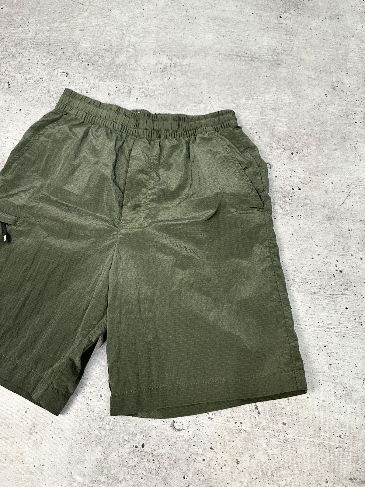 Wood Wood WOOD WOOD Ollie Nylon Shorts Size S Olive Army Tech Utility Size US 30 / EU 46 - 3 Thumbnail