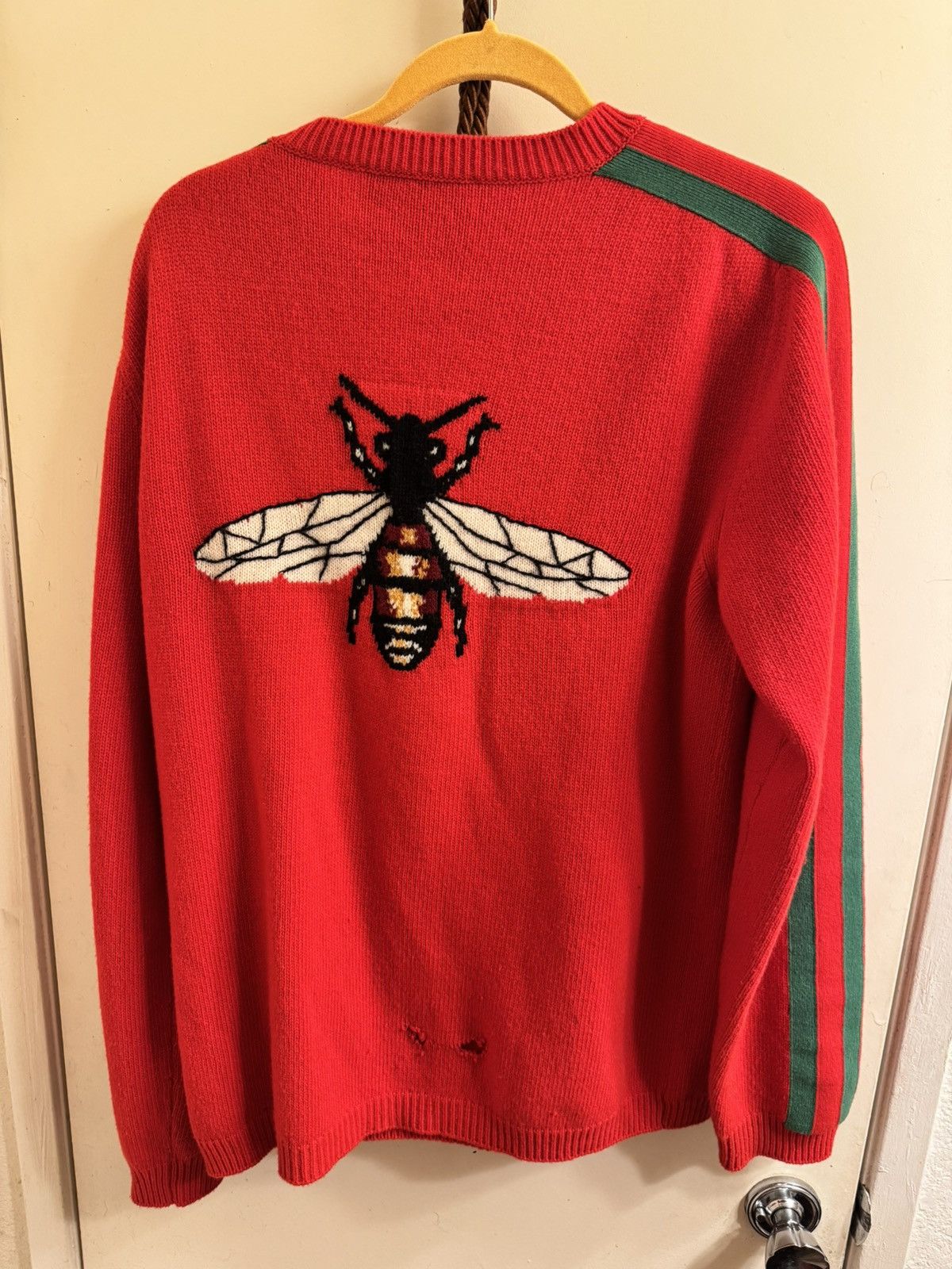 Gucci 100% Authentic GUCCI Blue “Blind For Love”Sweater With Bee Size US L / EU 52-54 / 3 - 4 Thumbnail