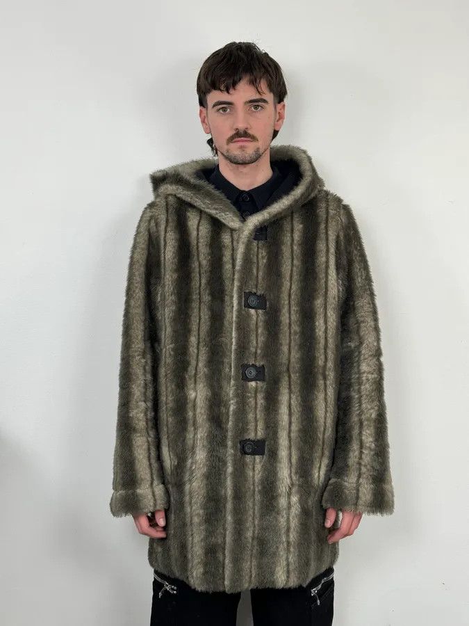 Balmain 2000s Balmain Reversible Faux Fur Brown Suede Beige Hooded Jacket Size US M / EU 48-50 / 2 - 3 Thumbnail