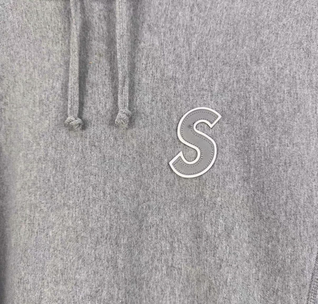 Supreme Supreme S Logo 3M Reflective Hoodie J42 Size US M / EU 48-50 / 2 - 4 Thumbnail
