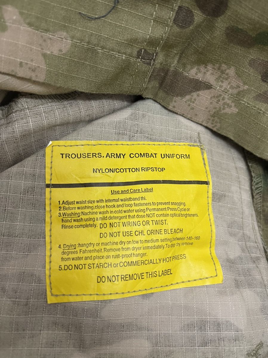 Vintage DIGITAL CAMOUFLAGE ARMY TACTICAL JACKET Size US M / EU 48-50 / 2 - 4 Thumbnail