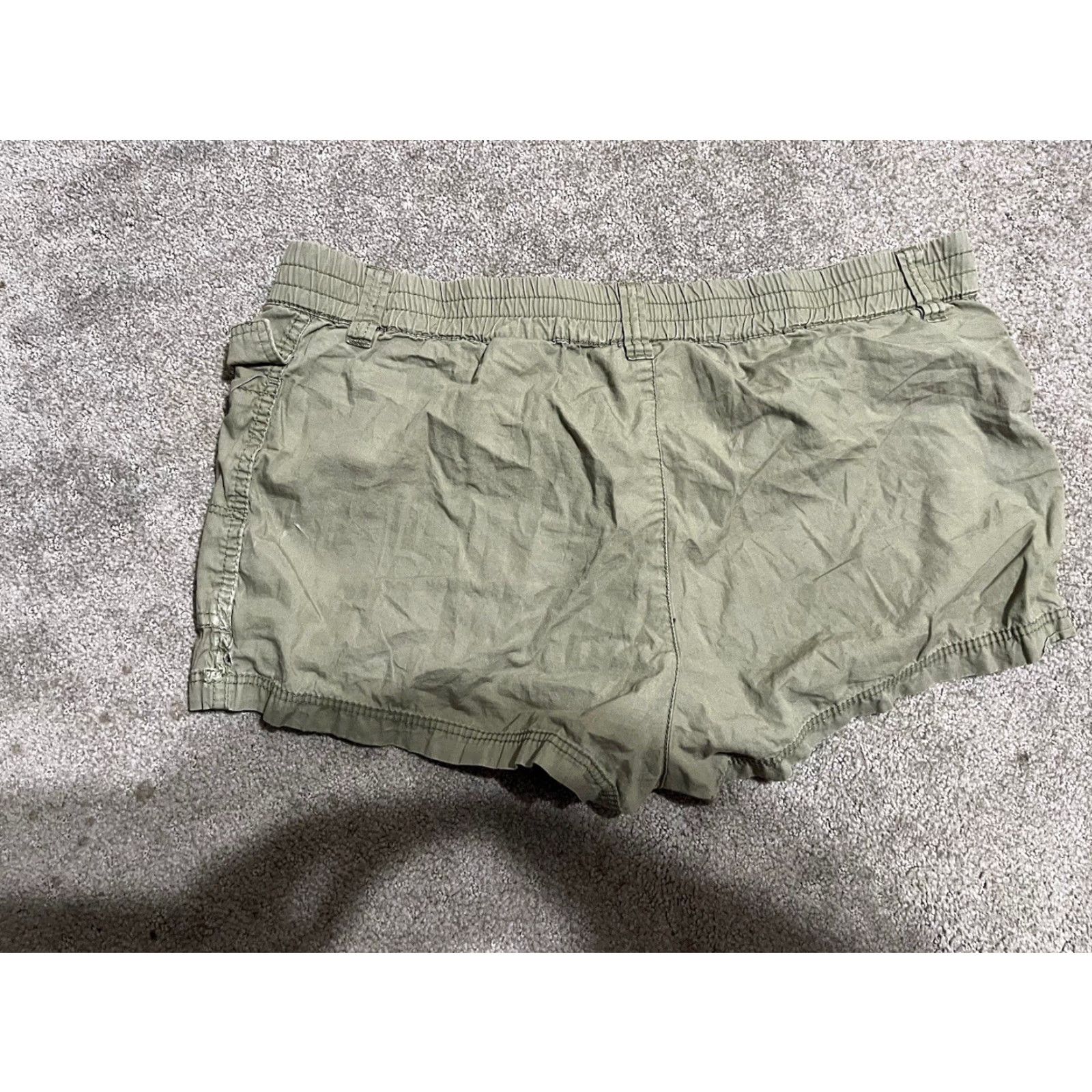 H&M H&M DIVIDED Womens Cargo Shorts Size 10 Green Size 32" / US 10 / IT 46 - 2 Thumbnail