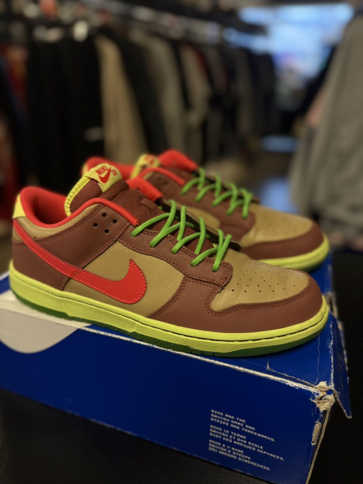 Nike Nike Dunk Low Premium SB Toxic Sea Robbin Size 11 Men’s Size US 11 / EU 44 - 2 Thumbnail