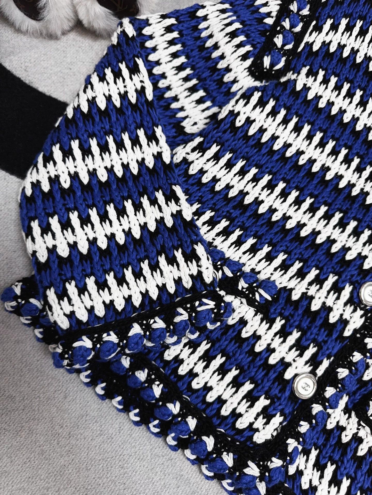 Chanel Chanel 21C Blue-White Stripe Knit Collared Chen Weiting 34 Size XS / US 0-2 / IT 36-38 - 5 Thumbnail