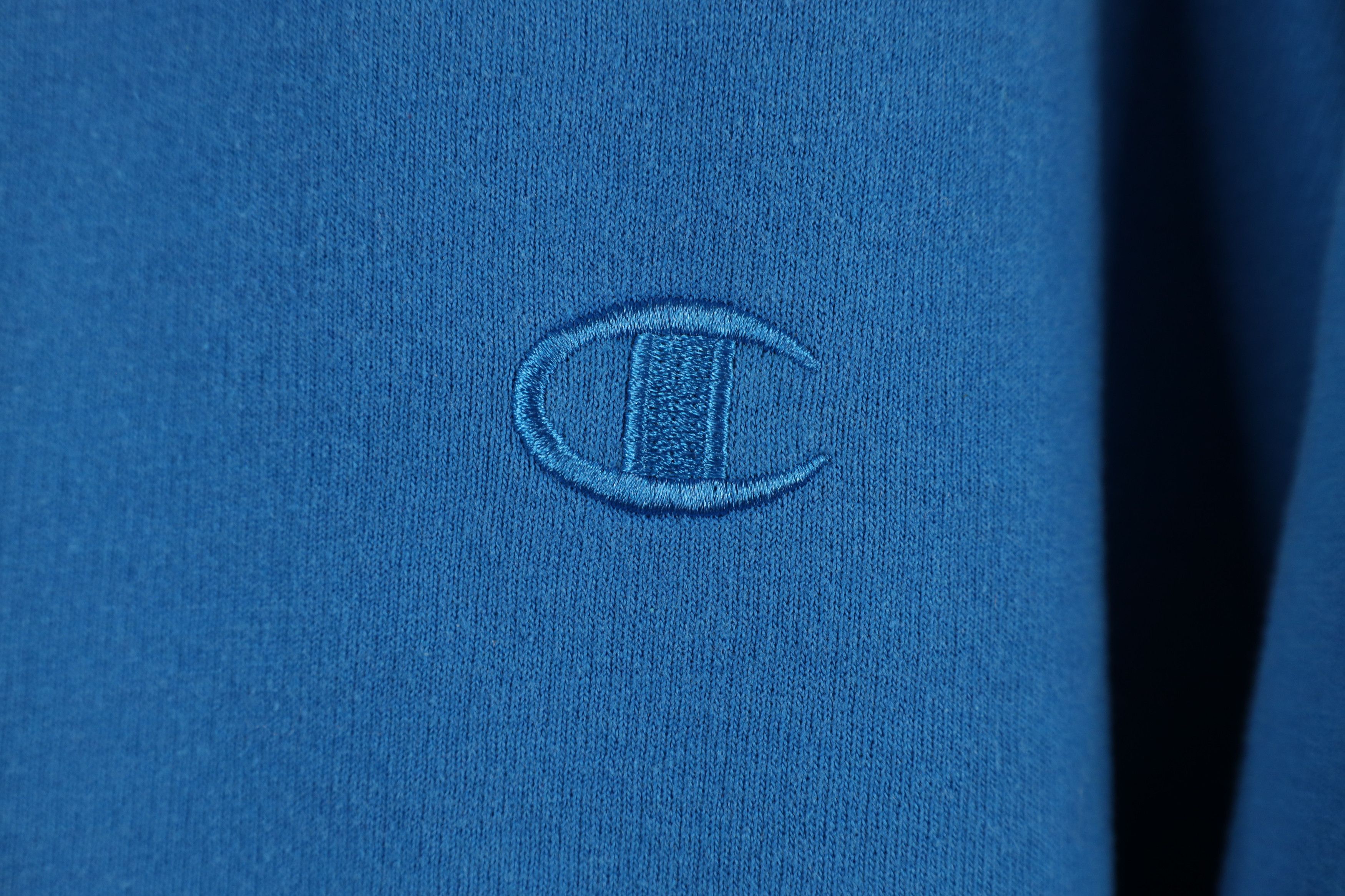 Champion × Vintage Vintage Champion Faded Classic Logo Crewneck Sweatshirt Blue Size US L / EU 52-54 / 3 - 4 Thumbnail