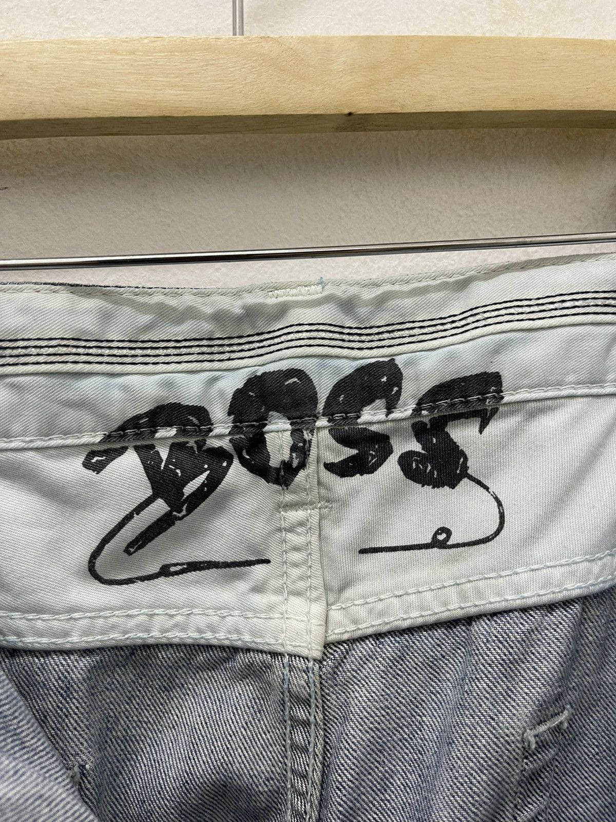 Hugo Boss Rare HUGO BOSS Selvedge Denim Size US 40 / EU 56 - 15 Thumbnail