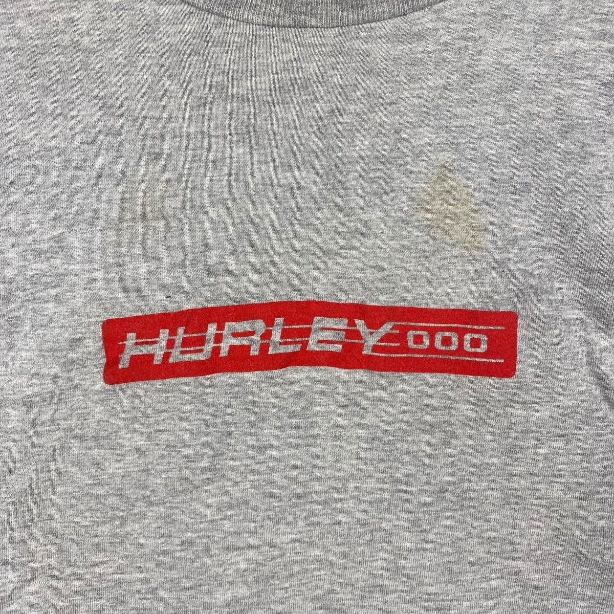 Hurley × Vintage Vintage 90's HURLEY 999 Big Logo Skate Surf Tee Shirt Large Size US L / EU 52-54 / 3 - 4 Thumbnail