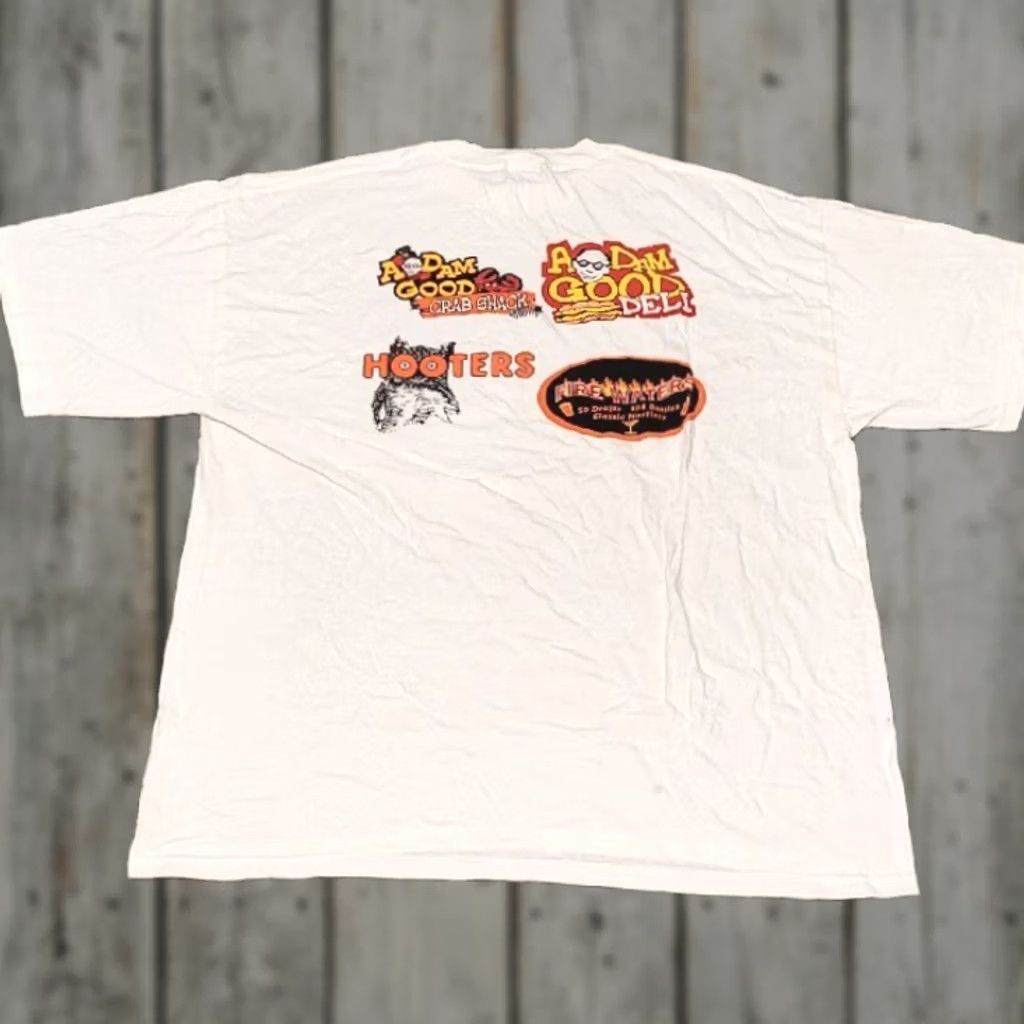 Vintage VINTAGE Hooters Adam Good Times Restaurant T-Shirt XL Heavy Weight Graphic Tee Men White 90s Logo Short Sleeve Crew Neck Cotton United States M&o Size US XL / EU 56 / 4 - 1 Thumbnail