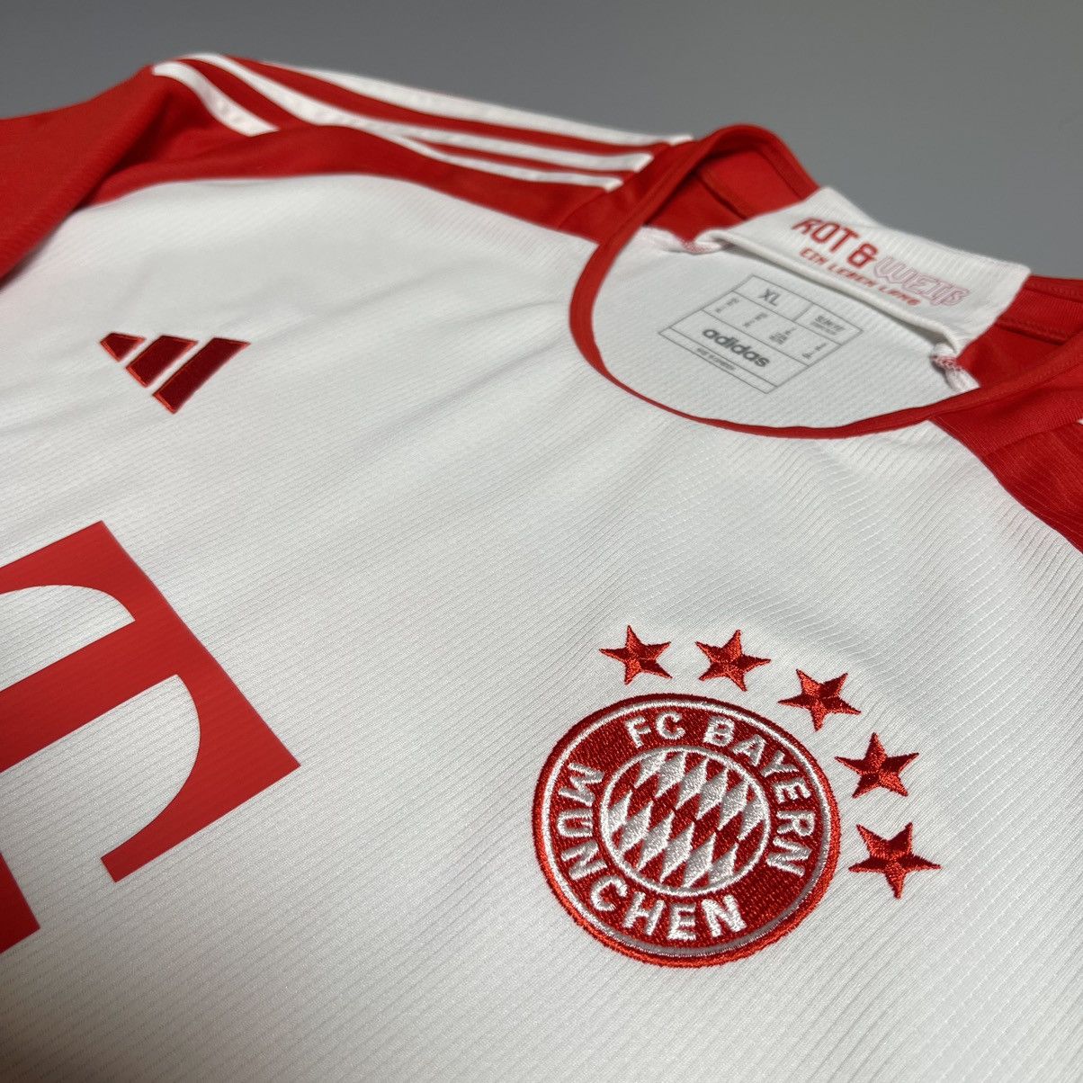 Adidas × Vintage BAYERN ADIDAS 2023/2024 FOOTBALL JERSEY #31 SCHWEINSTEIGER Size US XL / EU 56 / 4 - 5 Thumbnail