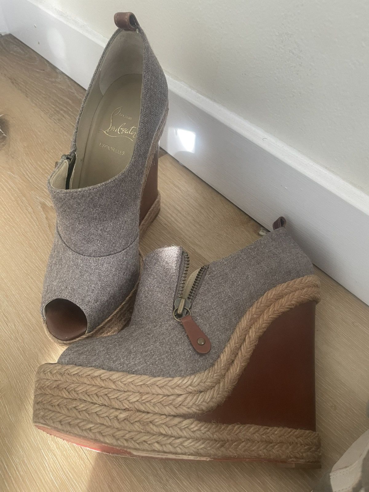Christian Louboutin Christian Louboutin Wool Pumps Size US 7 / IT 37 - 2 Thumbnail