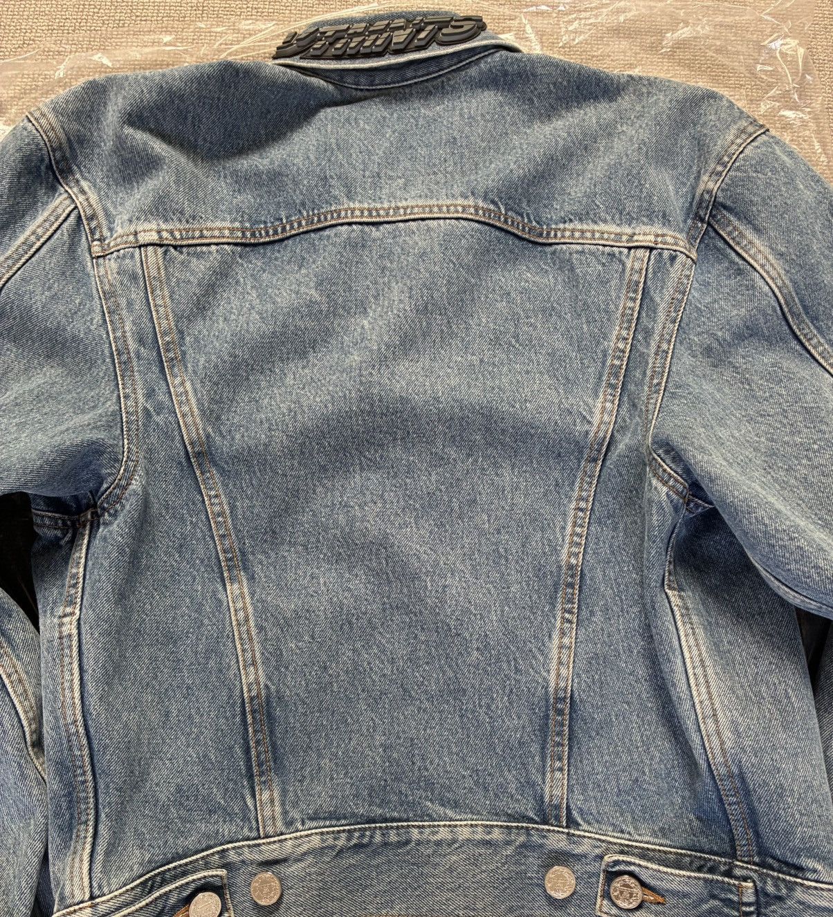 Vetements VETEMENTS Pret-A-Porter Collection Size S Size S / US 4 / IT 40 - 11 Thumbnail