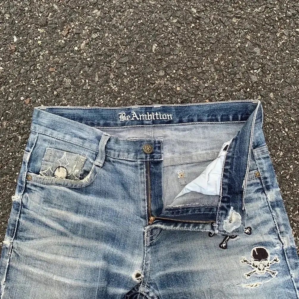 Tornado Mart SUN FADED SKULLS DISTRESSED DENIM TROUSERS BE AMBITION JEANS Size US 32 / EU 48 - 10 Thumbnail