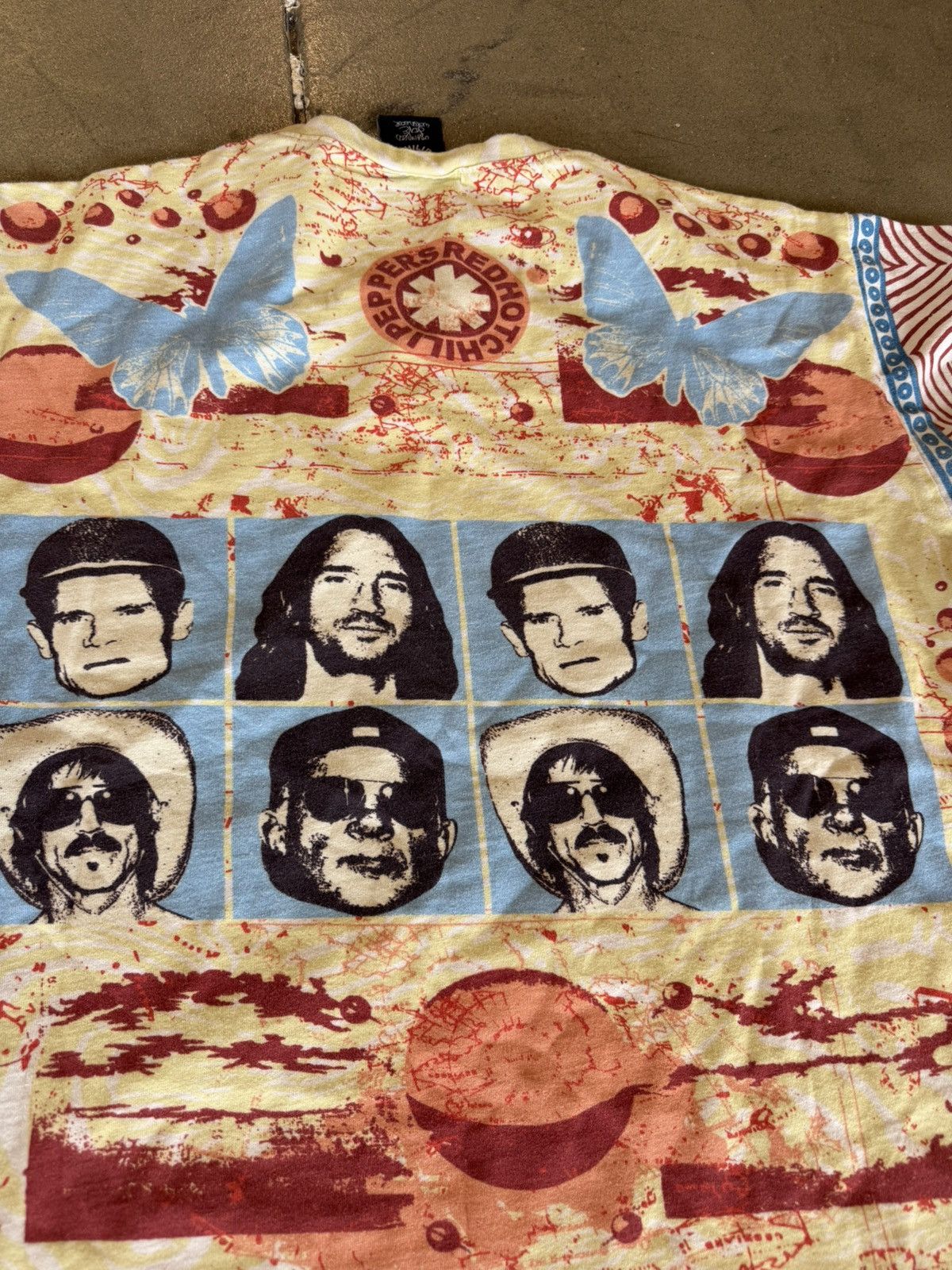 Vintage Red hot chili peppers AOP Size US XL / EU 56 / 4 - 7 Thumbnail