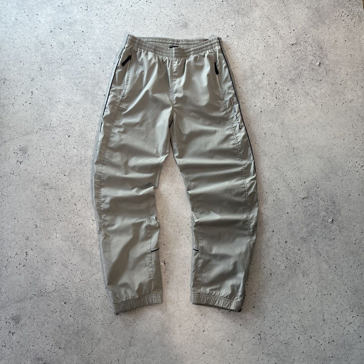 Nike Nike Track Swoosh Pants Vintage Nylon Joggers Streetwear Size US 30 / EU 46 - 5 Thumbnail