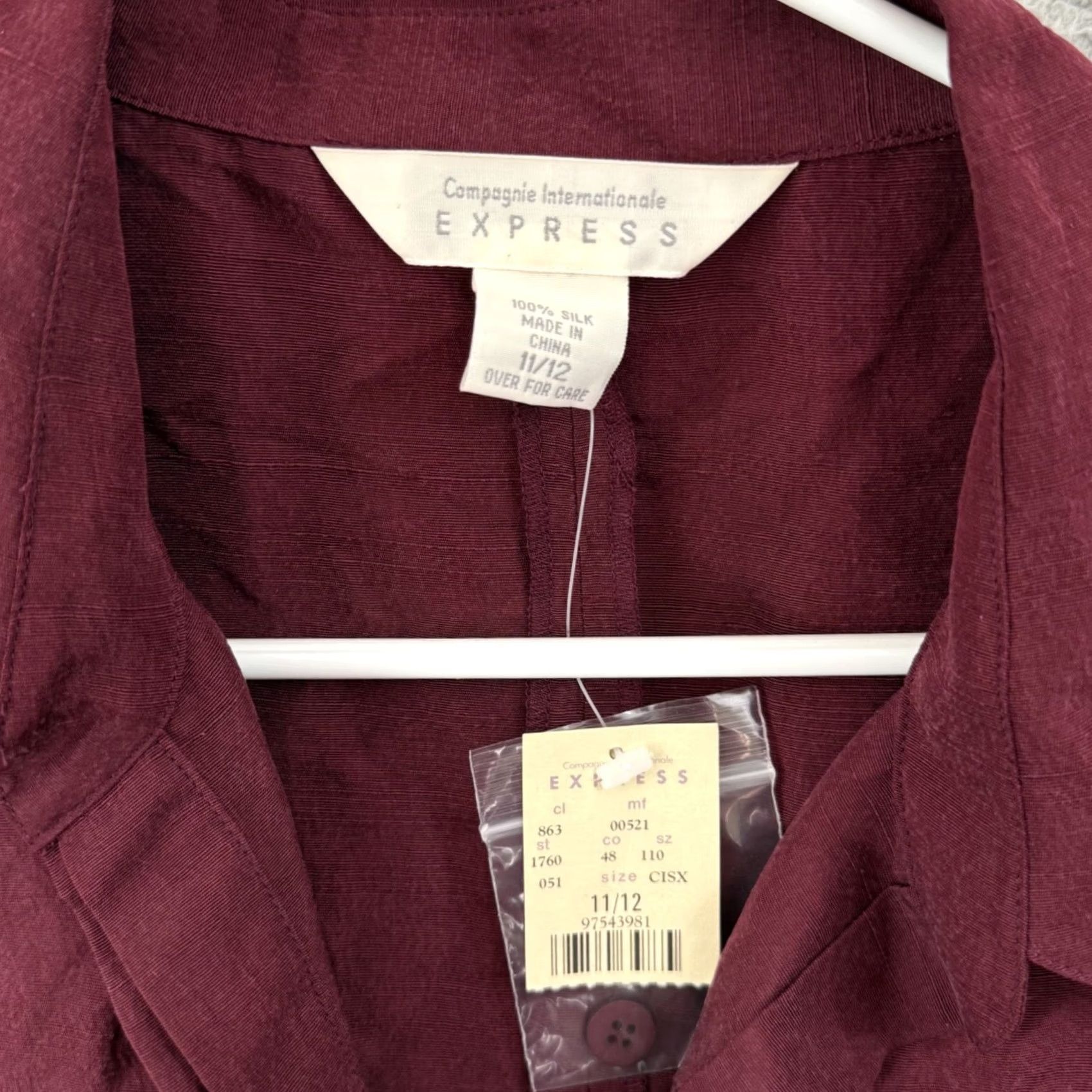 Express VTG Express Shirt Womens 11/12 Silk 90s Button Up NWT Red Size XL / US 12-14 / IT 48-50 - 6 Thumbnail
