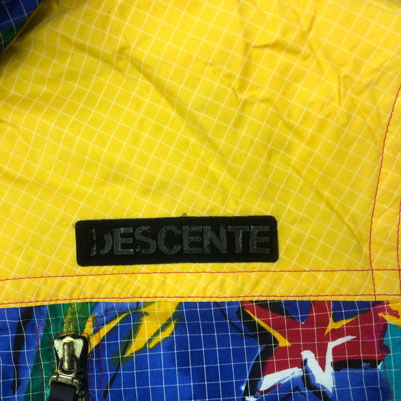 Descente Y467 SPAIN SKI TEAM DESCENTE OFFICIAL JACKET Size US L / EU 52-54 / 3 - 12 Thumbnail