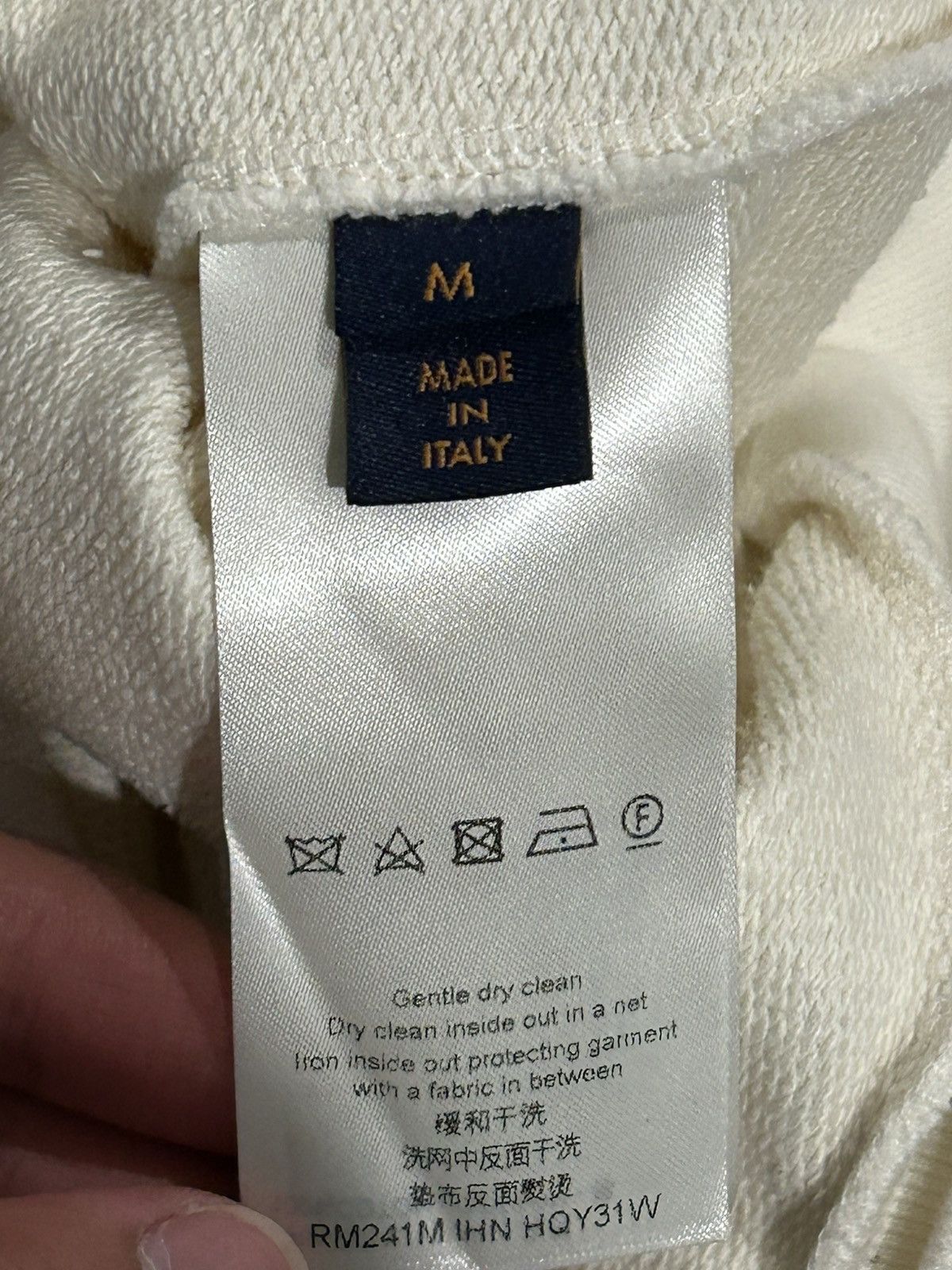 Louis Vuitton RARE LV MONOGRAM EMBROIDERED SWEATER SIZE M Size US M / EU 48-50 / 2 - 6 Thumbnail