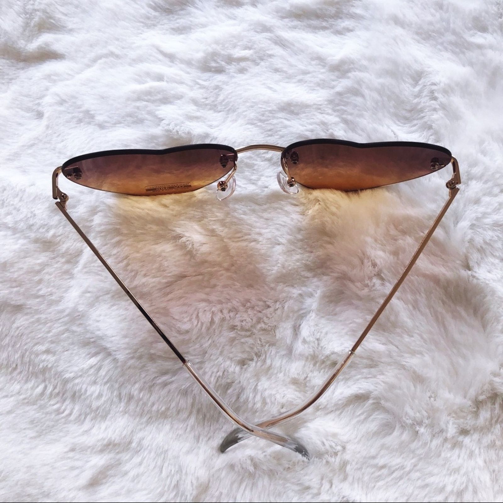 Other Miley Brown & Tan Gradient Heart Sunglasses Size ONE SIZE - 8 Thumbnail