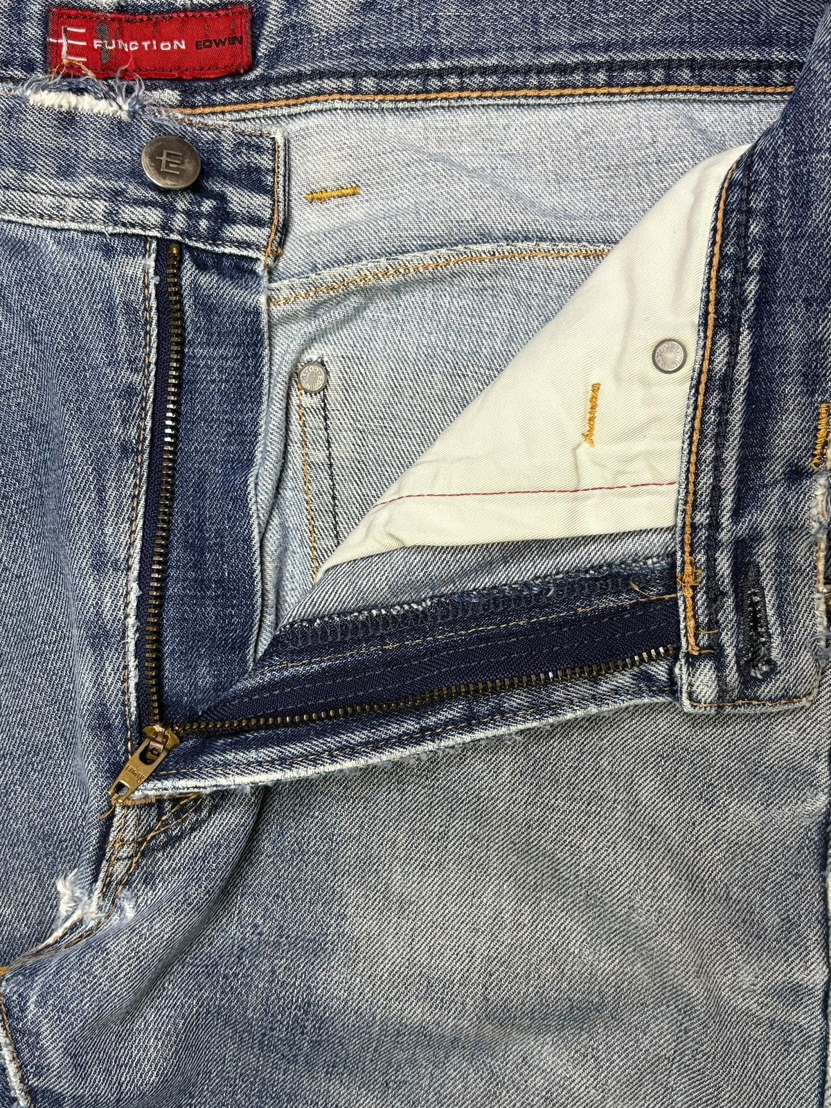 Edwin × Japanese Brand Vintage Edwin E Function Spiral Faded Wash Rip Loose Jean Size US 29 - 9 Thumbnail