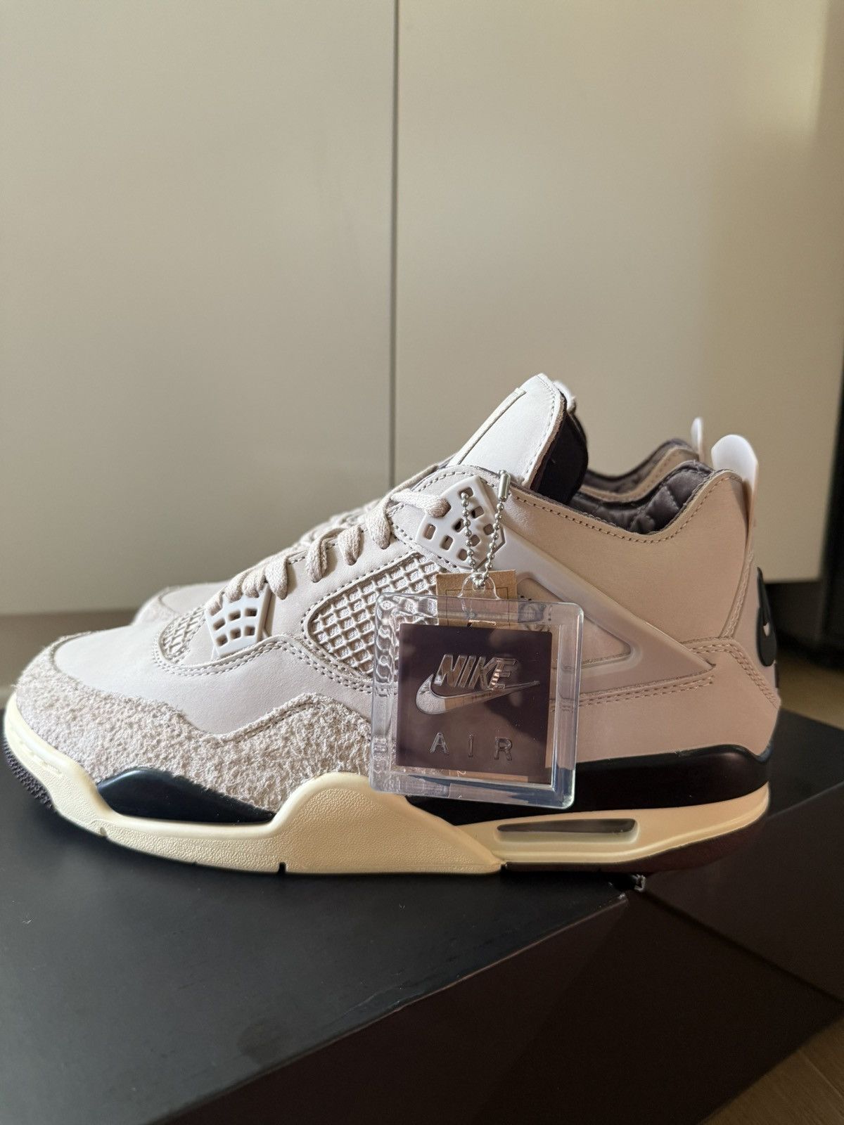 Jordan Brand Air Jordan 4 A Ma Maniere While You Were Sleeping 11W/9.5M Size US 9.5 / EU 42-43 - 2 Thumbnail