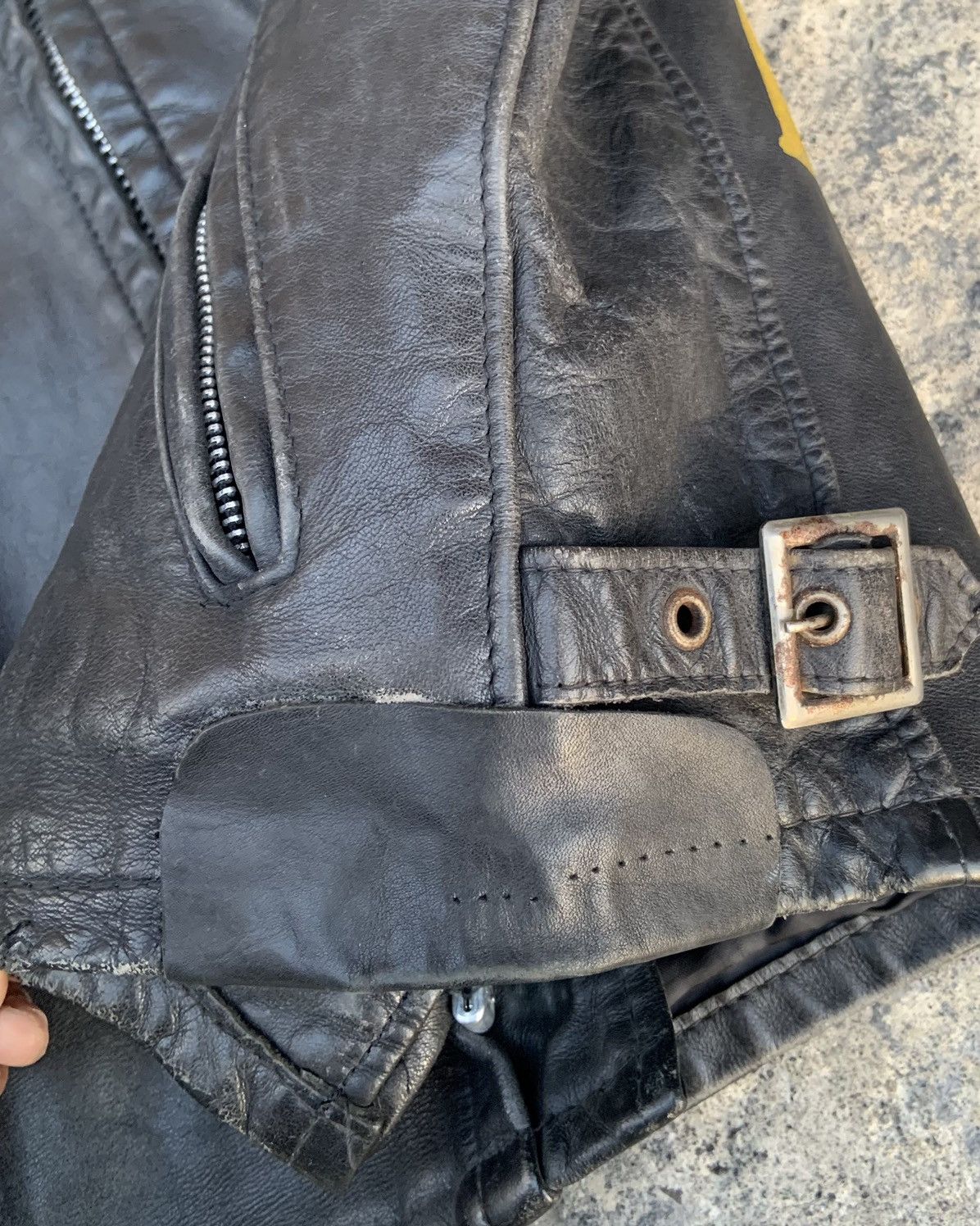 Schott × Vintage Vtg Schott “TRIUMPH” Destressed Cafe Racer Leather Jacket Size US M / EU 48-50 / 2 - 5 Thumbnail